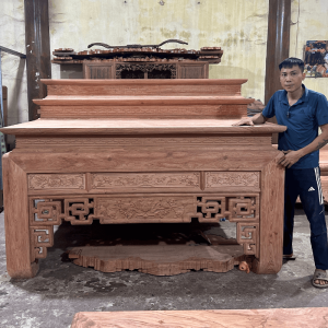 chân bàn thờ tam cấp
