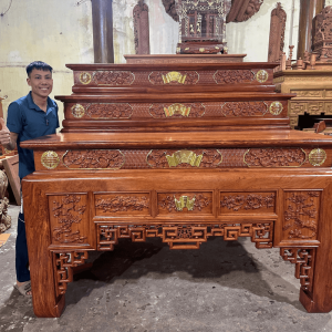 bàn thờ tam cấp chân 22