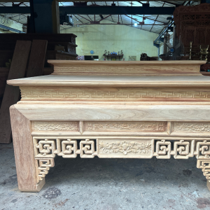 chân 18 án gian thờ