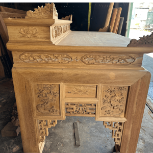 bên ngang bàn thờ nhị cấp ô xa